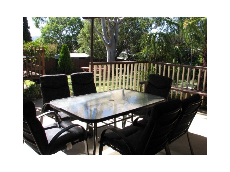 83 Oak Street, Tamworth NSW 2340