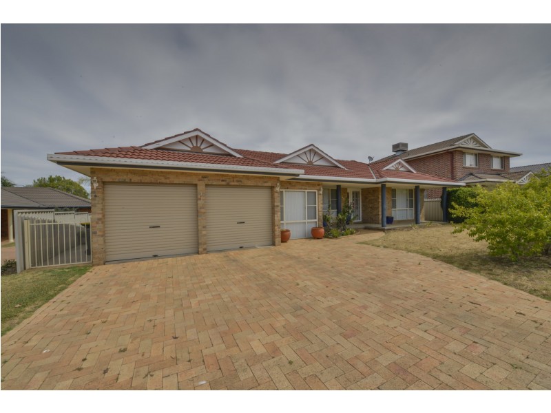 22 Glen Alpha Close, Tamworth NSW 2340