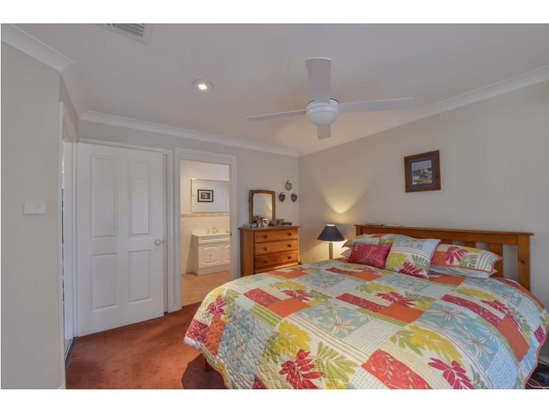 22 Glen Alpha Close, Tamworth NSW 2340