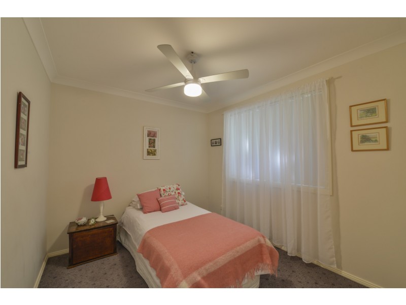 22 Glen Alpha Close, Tamworth NSW 2340