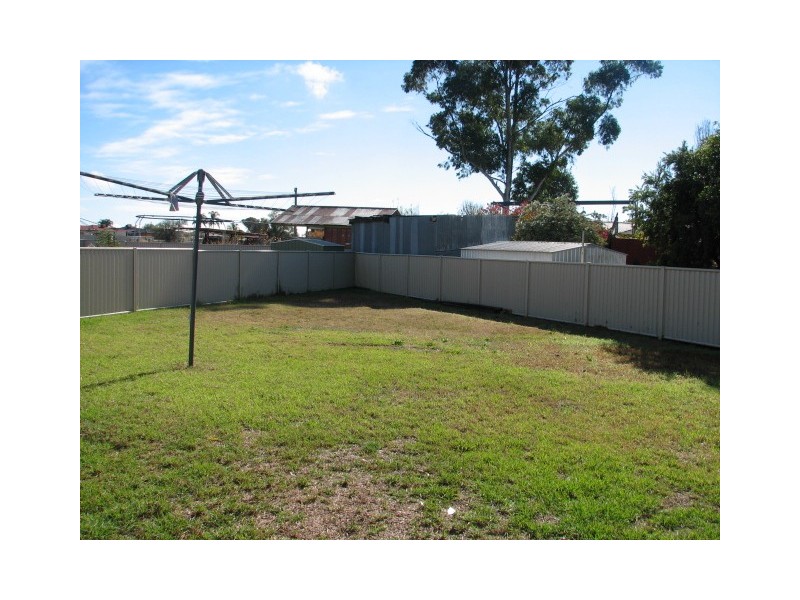35 Lindsay Road, Westdale NSW 2340