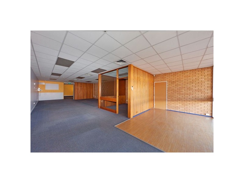 218 Peel Street, Tamworth NSW 2340