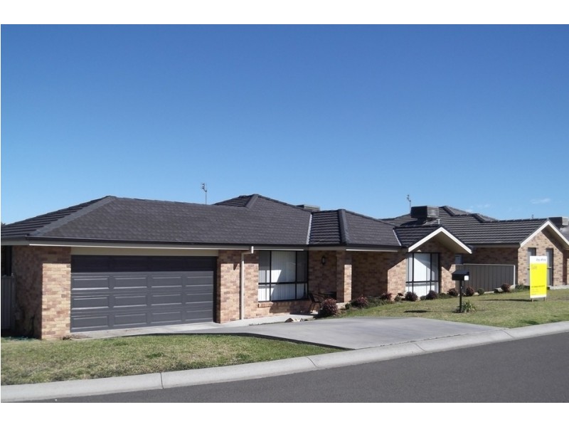 4 Lilly Pilly Court, Oxley Vale NSW 2340