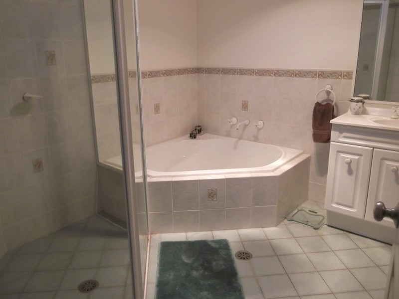 1 Kurria Close, Hillvue NSW 2340