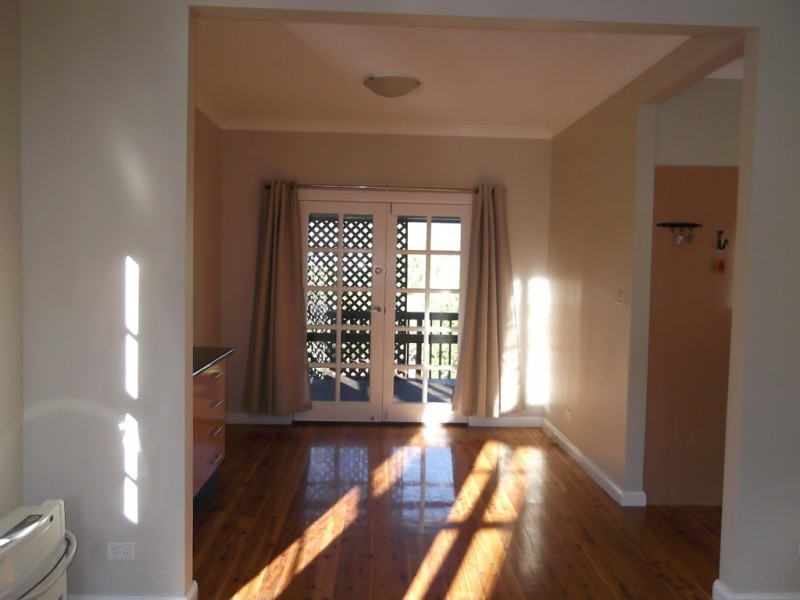 130 Crown Street, West Tamworth NSW 2340