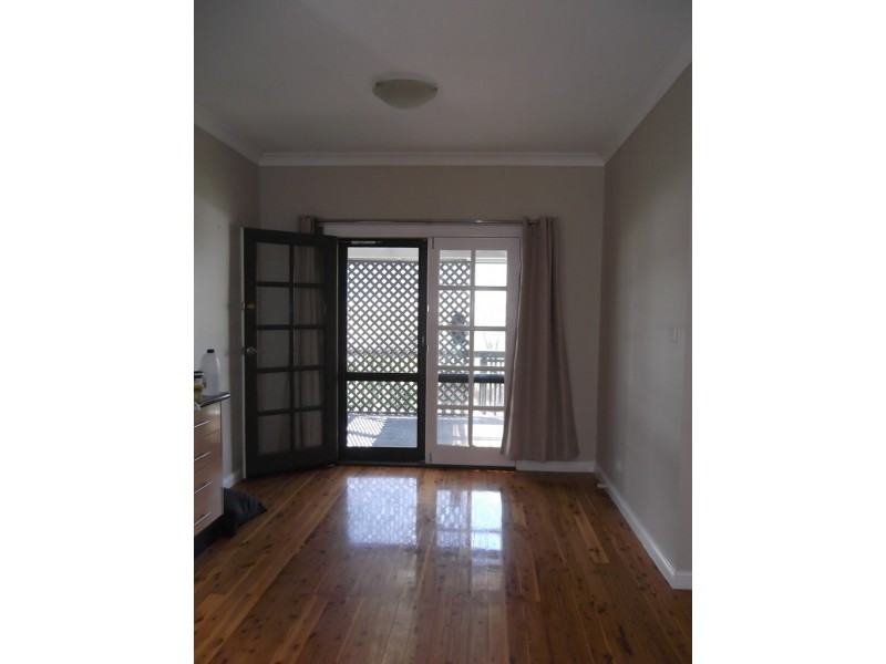 130 Crown Street, West Tamworth NSW 2340