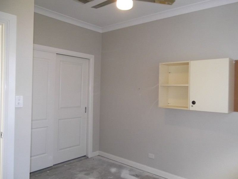 130 Crown Street, West Tamworth NSW 2340