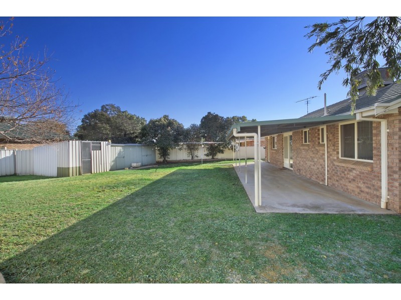 8 Mitchell Street, Tamworth NSW 2340