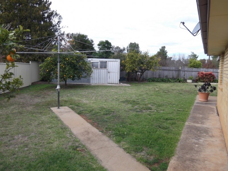 14 Merindah Avenue, Manilla NSW 2346