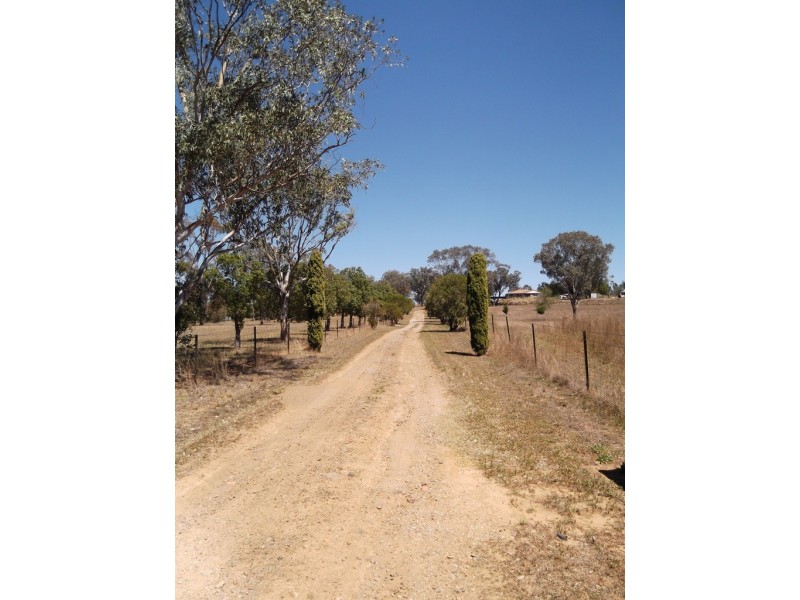 8 Impala Estate Road, Tamworth NSW 2340