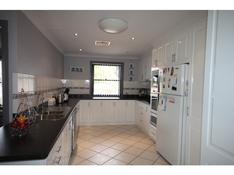 3 Errol Place, Tamworth NSW 2340