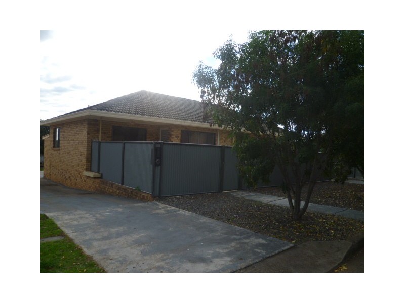 1/8 Martin Street, Tamworth NSW 2340