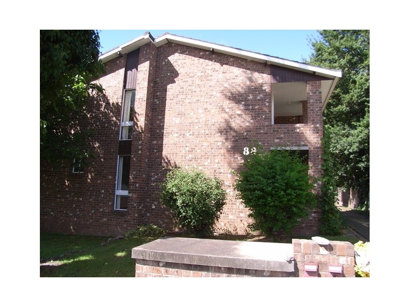 2/88 Rawson Avenue, Tamworth NSW 2340