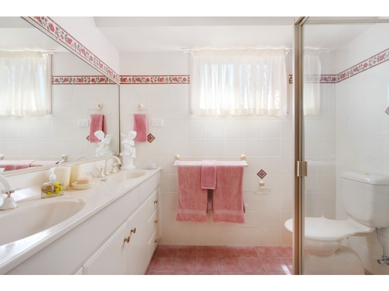 6 Kurria Close, Tamworth NSW 2340