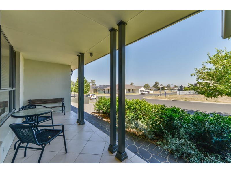 18 The Heights, Tamworth NSW 2340