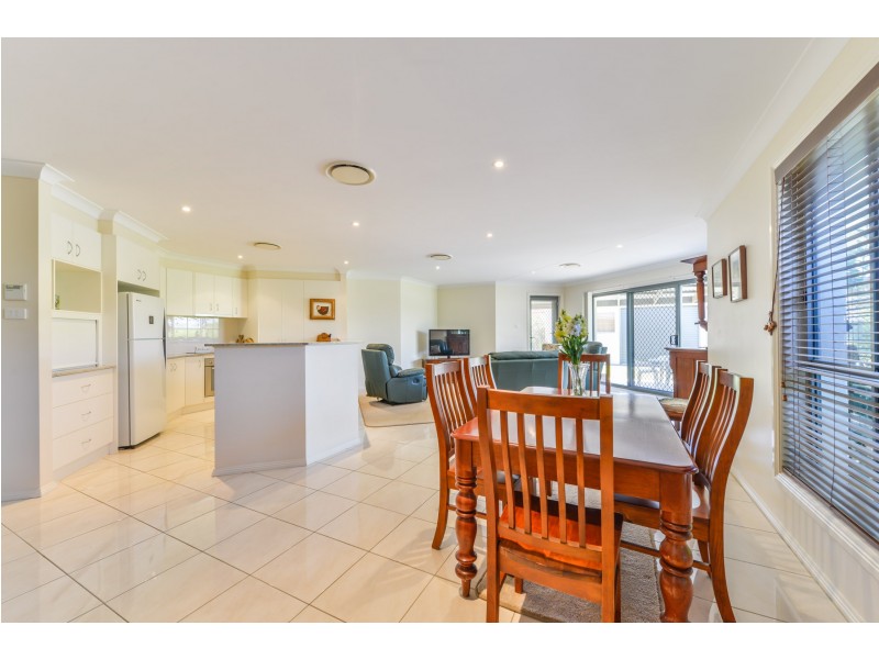 18 The Heights, Tamworth NSW 2340