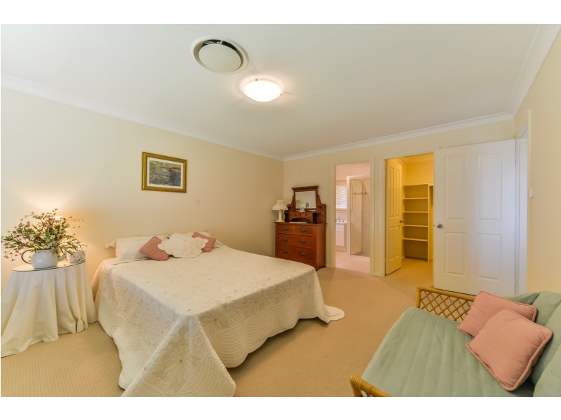 18 The Heights, Tamworth NSW 2340