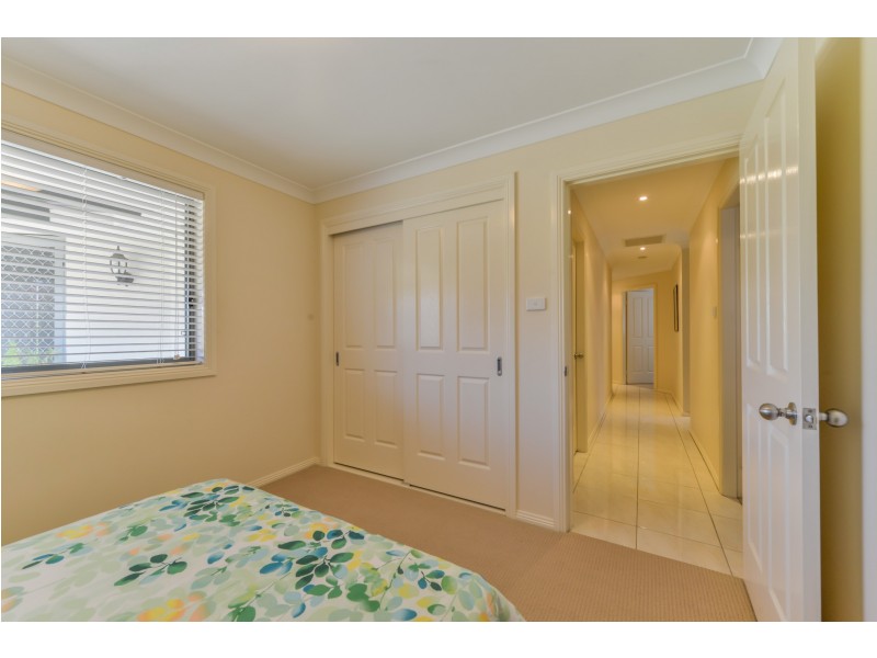 18 The Heights, Tamworth NSW 2340