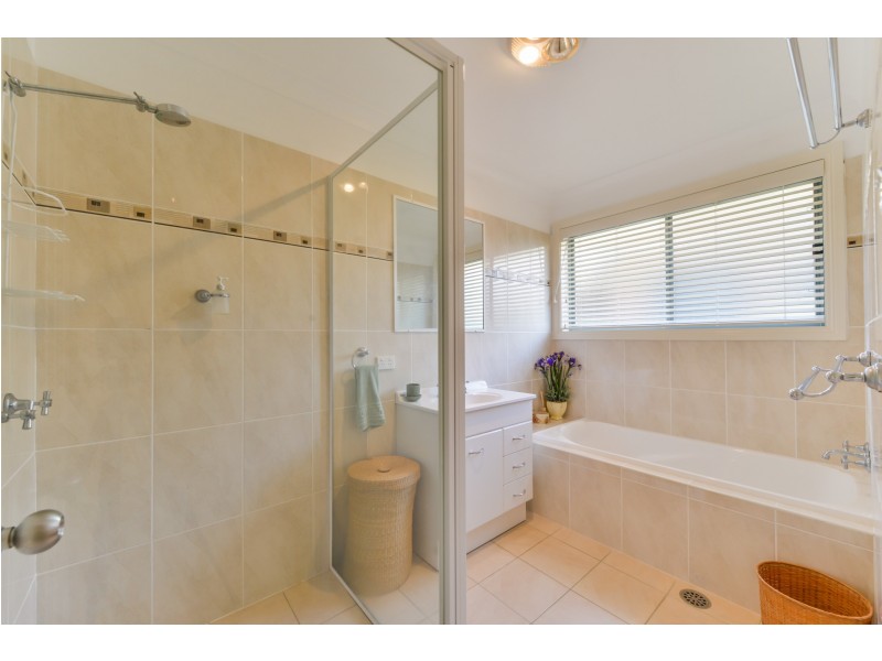18 The Heights, Tamworth NSW 2340