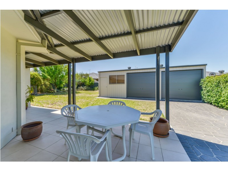 18 The Heights, Tamworth NSW 2340