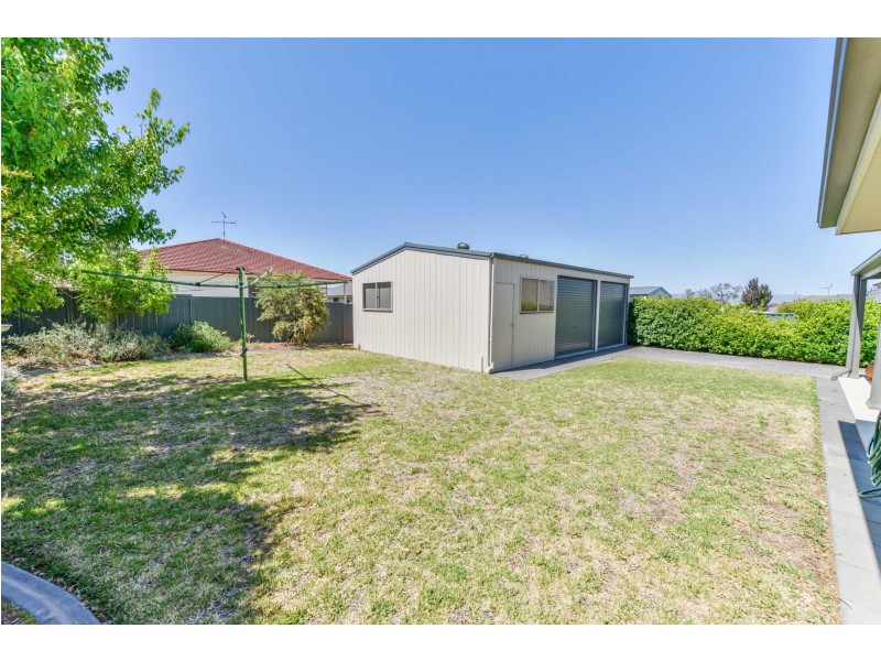 18 The Heights, Tamworth NSW 2340