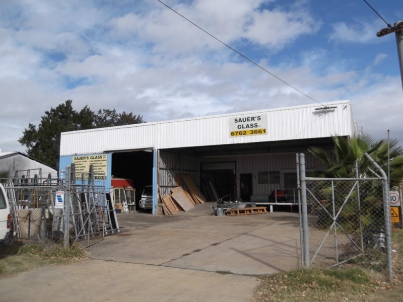 37 Avro Street, Tamworth NSW 2340