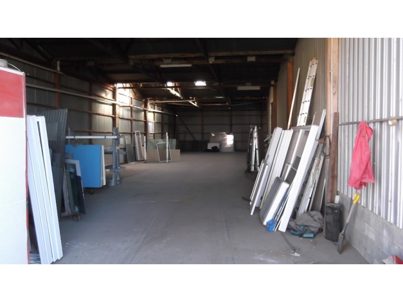 37 Avro Street, Tamworth NSW 2340