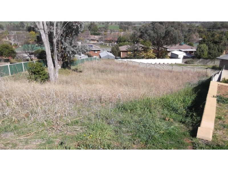 27 Woodbry Crescent, Tamworth NSW 2340