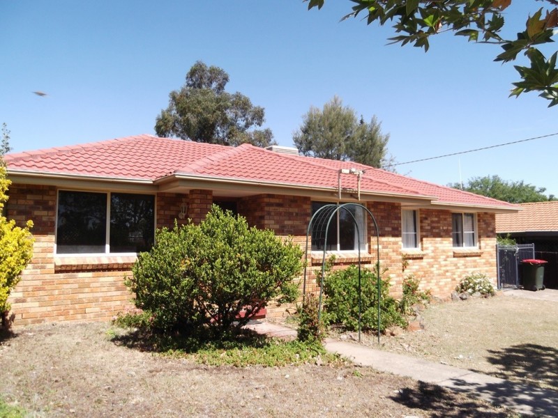 37 Sussex Street, Tamworth NSW 2340