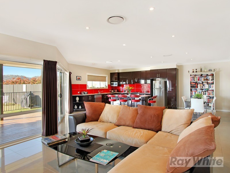 31 Sequoia Drive, Tamworth NSW 2340