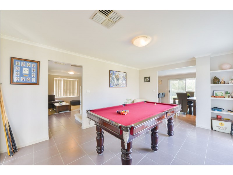 44 Greg Norman Drive, Tamworth NSW 2340
