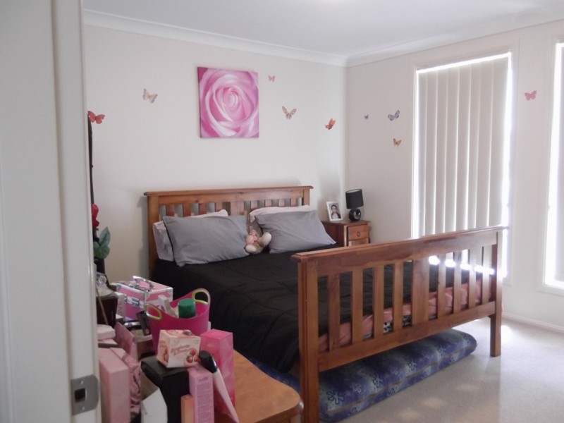 18 Banks Street, Westdale NSW 2340