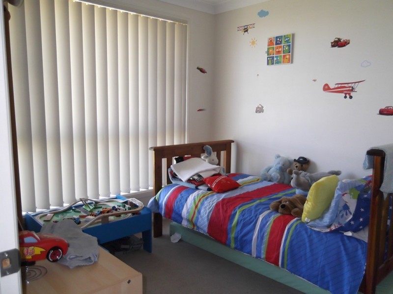 18 Banks Street, Westdale NSW 2340