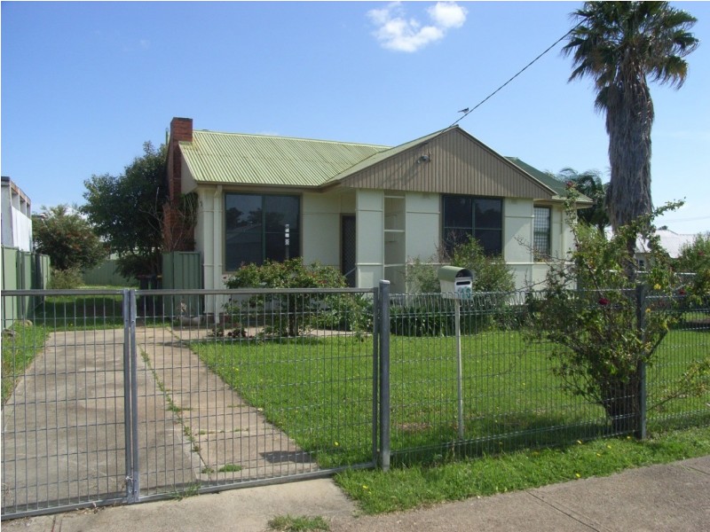 16 Petra Avenue, South Tamworth NSW 2340