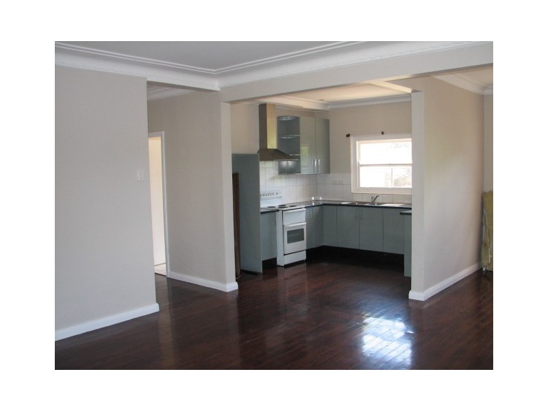 30 Peel Street, Tamworth NSW 2340