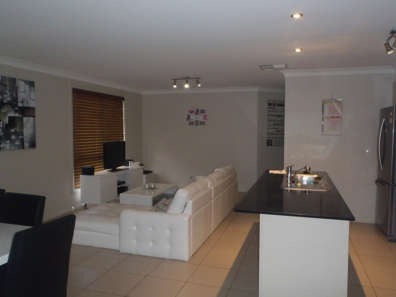 3 Stokes Avenue, Westdale NSW 2340