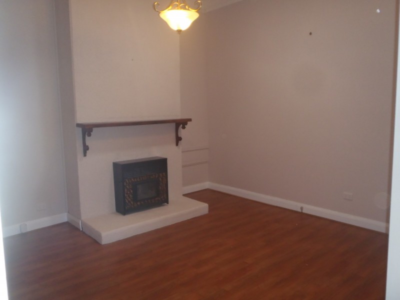 UPPER STREET, East Tamworth NSW 2340