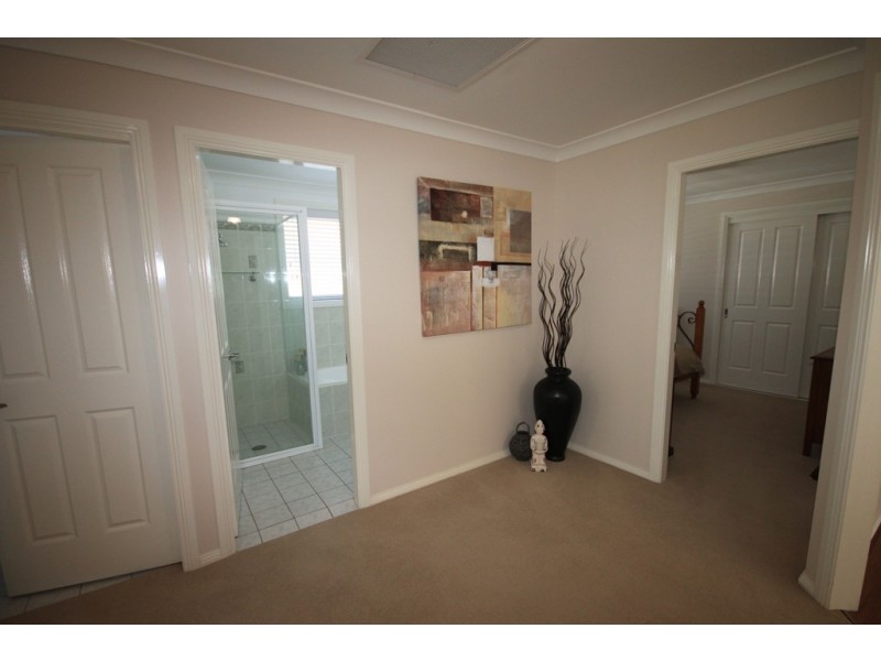 23 The Grange, Tamworth NSW 2340