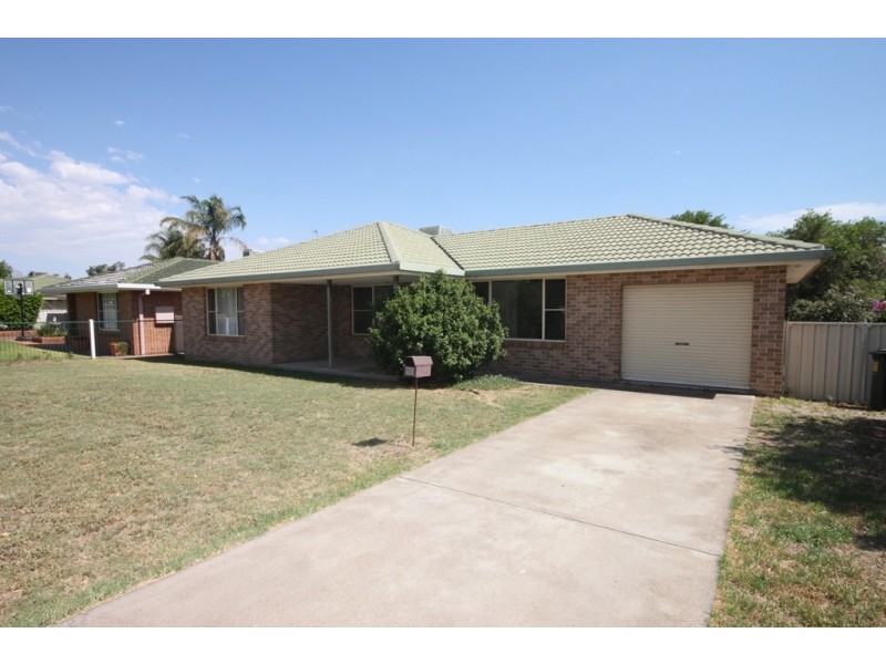 50 Susanne Street, Tamworth NSW 2340