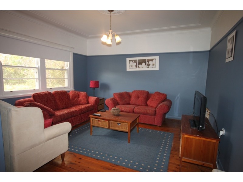 8 Janison Street, Tamworth NSW 2340