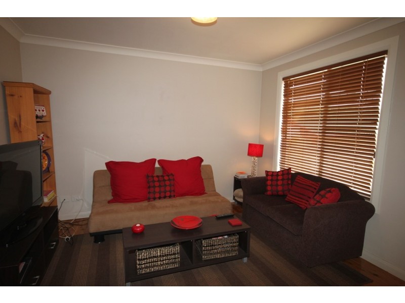 8 Janison Street, Tamworth NSW 2340