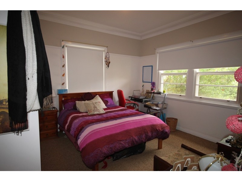 8 Janison Street, Tamworth NSW 2340