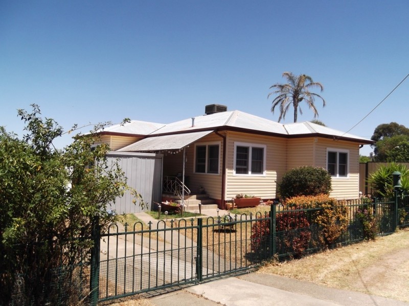 22 Riverview Street, Tamworth NSW 2340