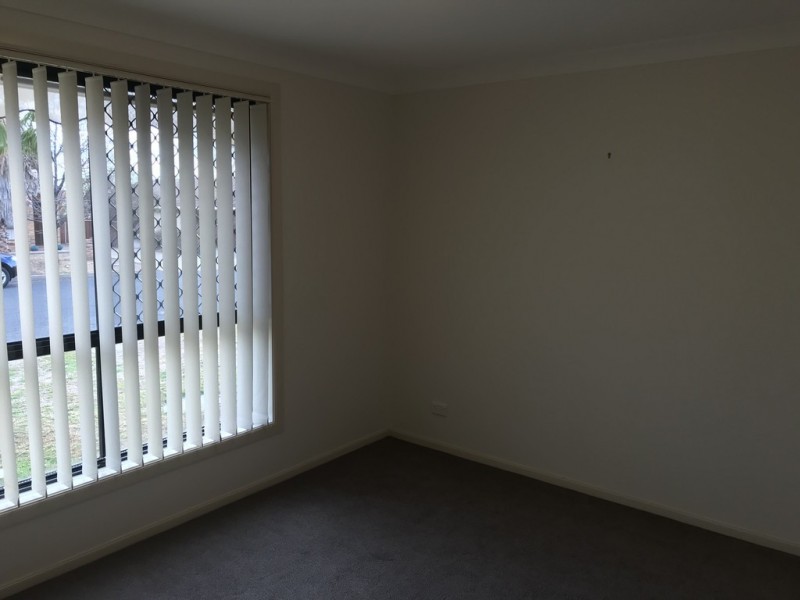 23 Illoura Street, South Tamworth NSW 2340