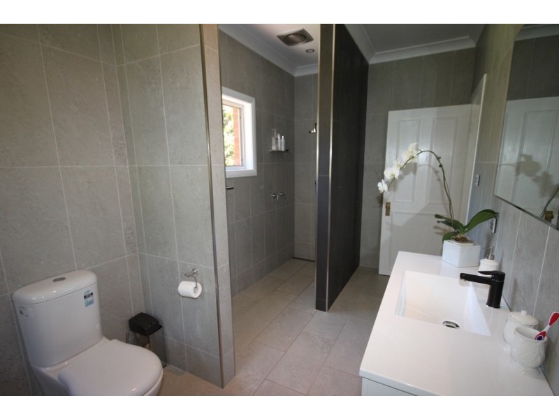 11 Myrene Avenue, Tamworth NSW 2340