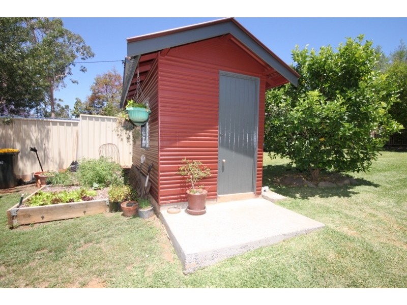 11 Myrene Avenue, Tamworth NSW 2340