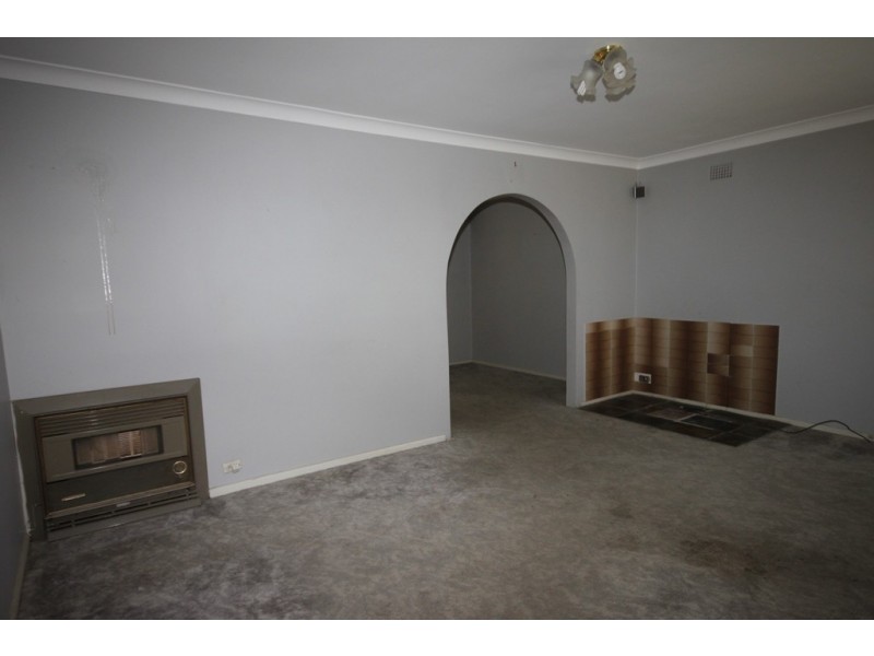 10 Larool Street, Tamworth NSW 2340