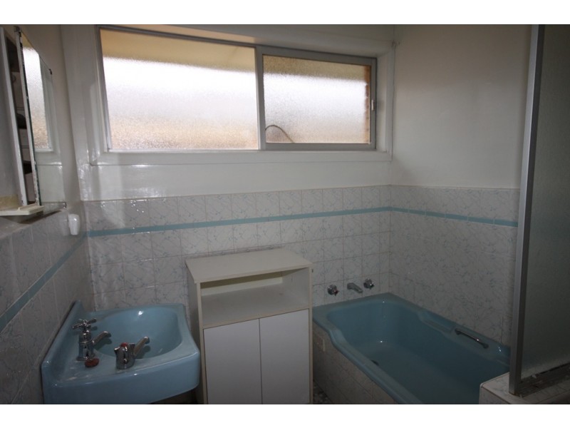 10 Larool Street, Tamworth NSW 2340