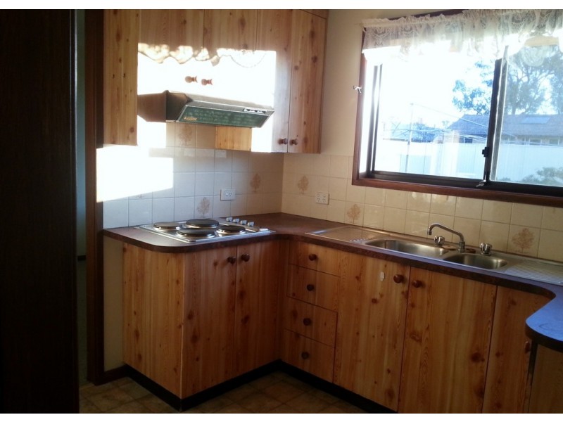 25 Mullumbimby Close, Tamworth NSW 2340