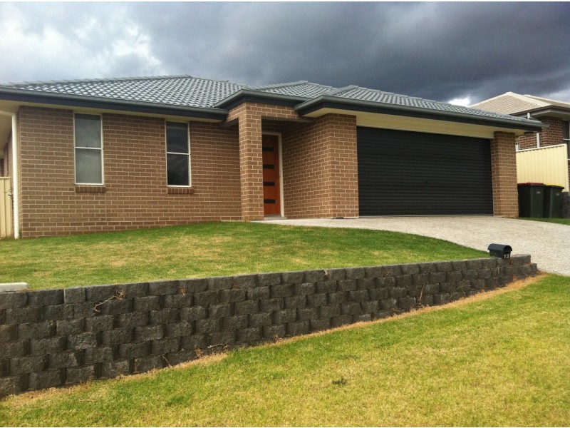 13 Mountain Gum Road, Calala NSW 2340